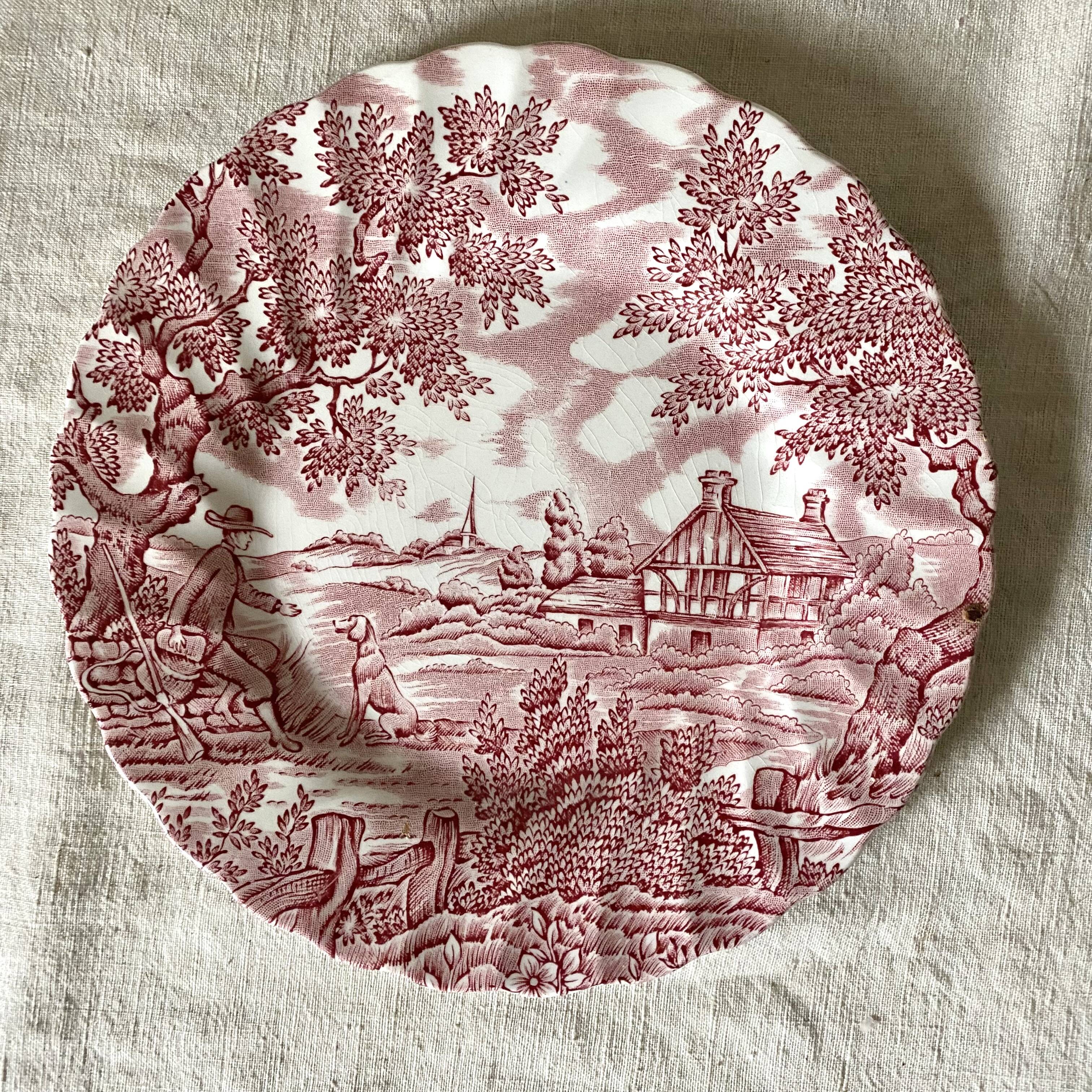 English porcelain dessert plates "the hunter" by Myott
