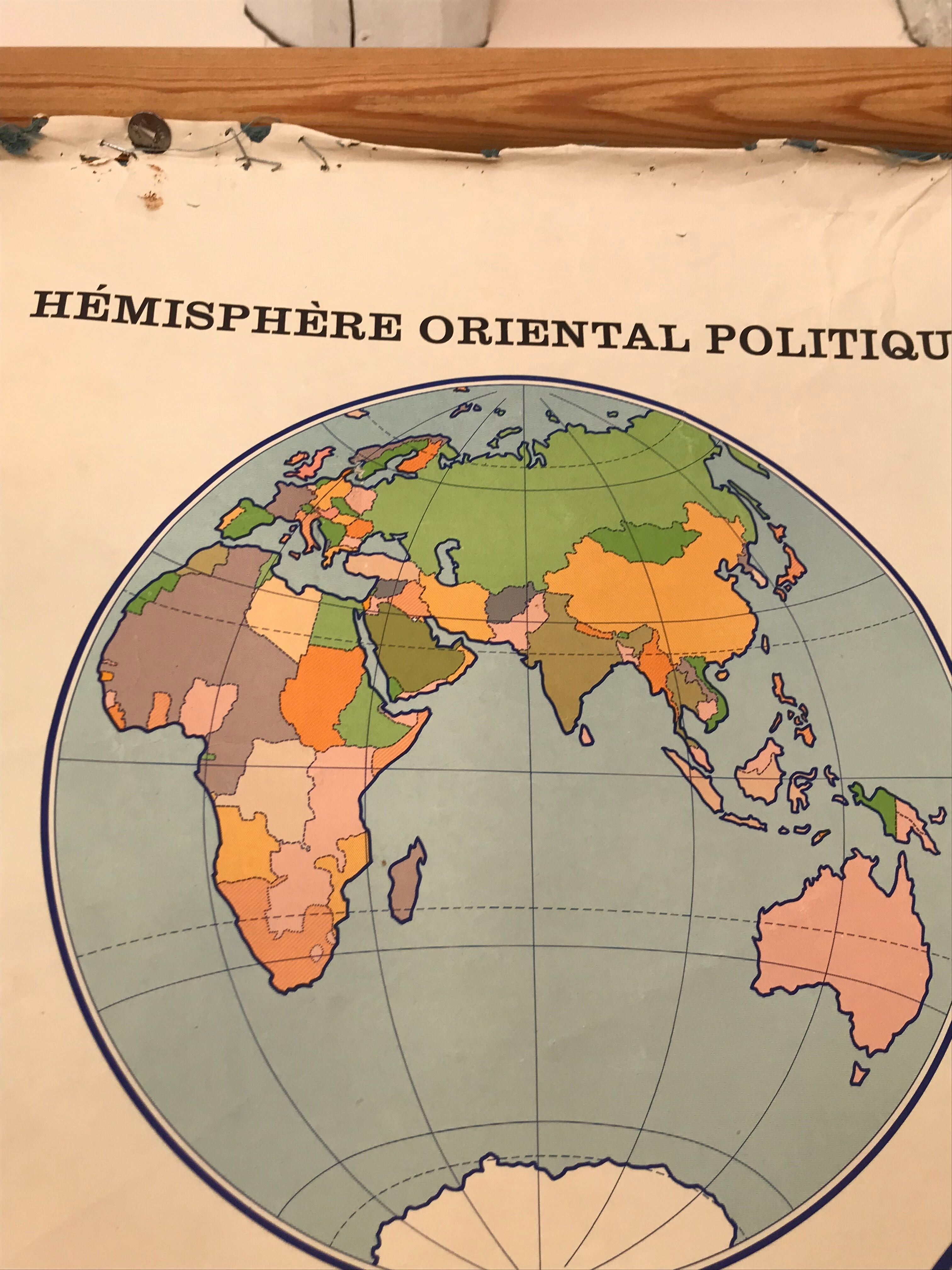 Carte d'école vintage du Hemisphere Oriental