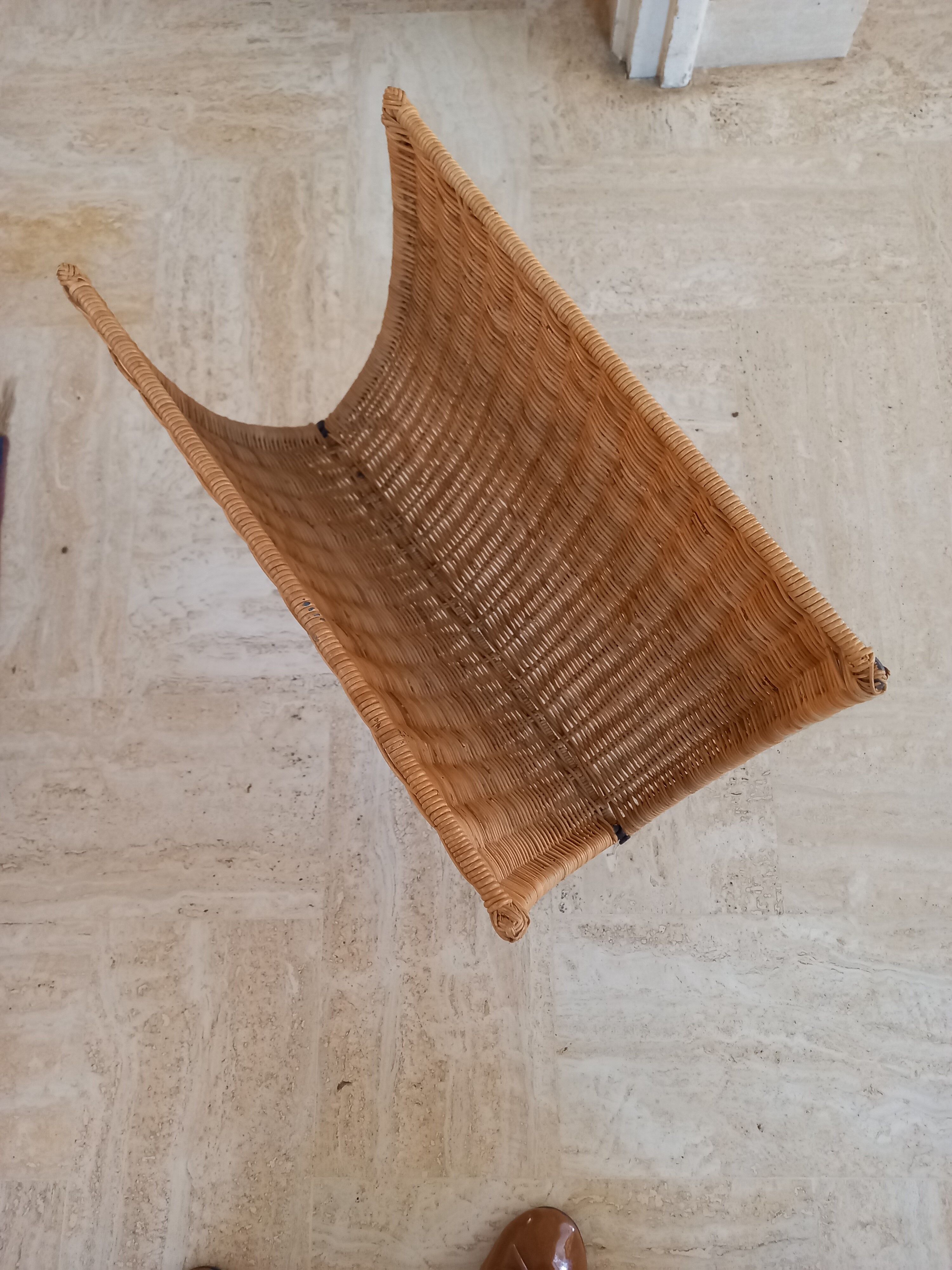 Wicker folding magazine door