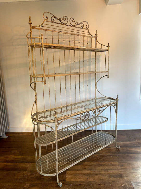 Former bakery shelf