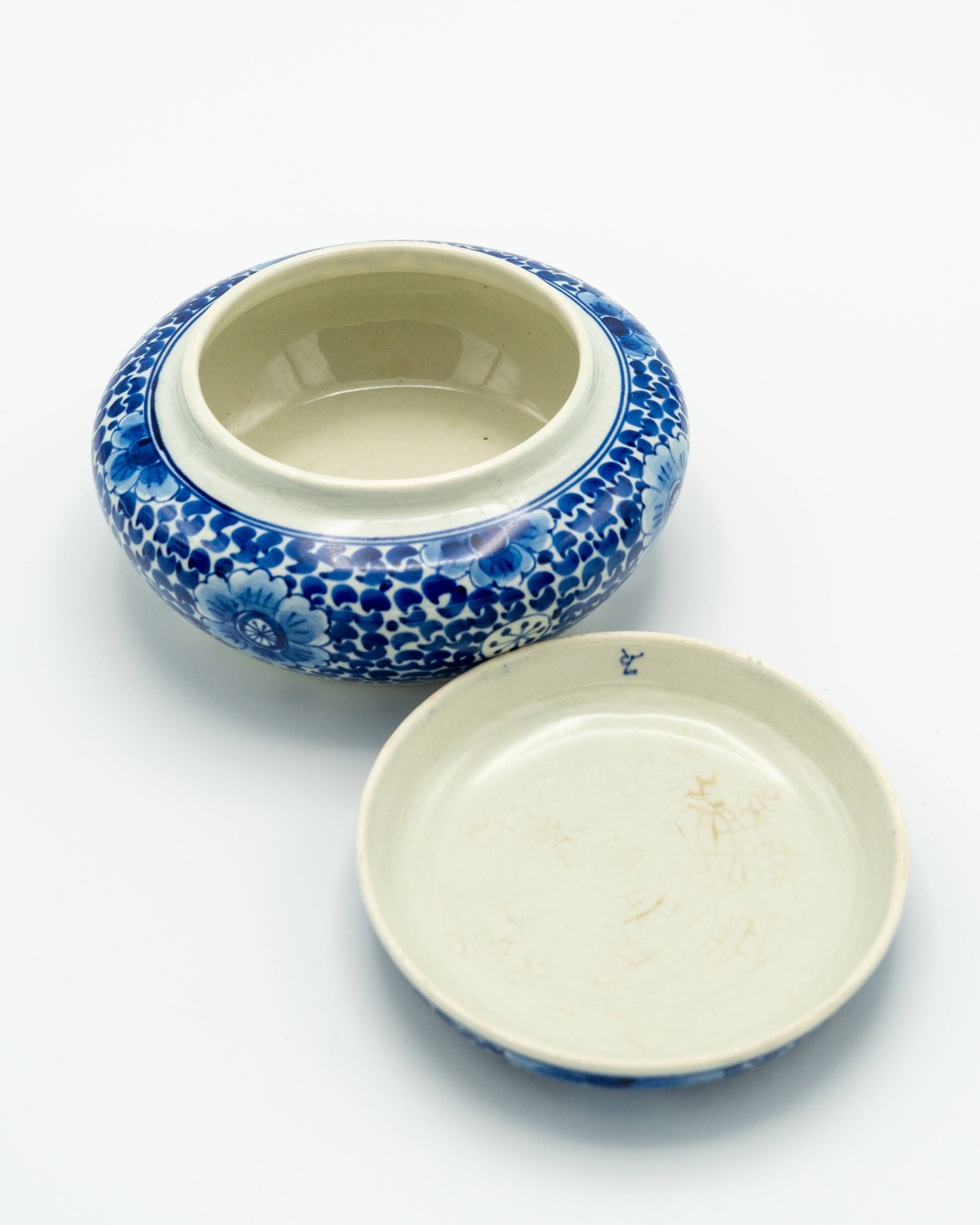 Vide-poche Delft, boîte en céramique peinte à la main bleu et blanc, 1953
