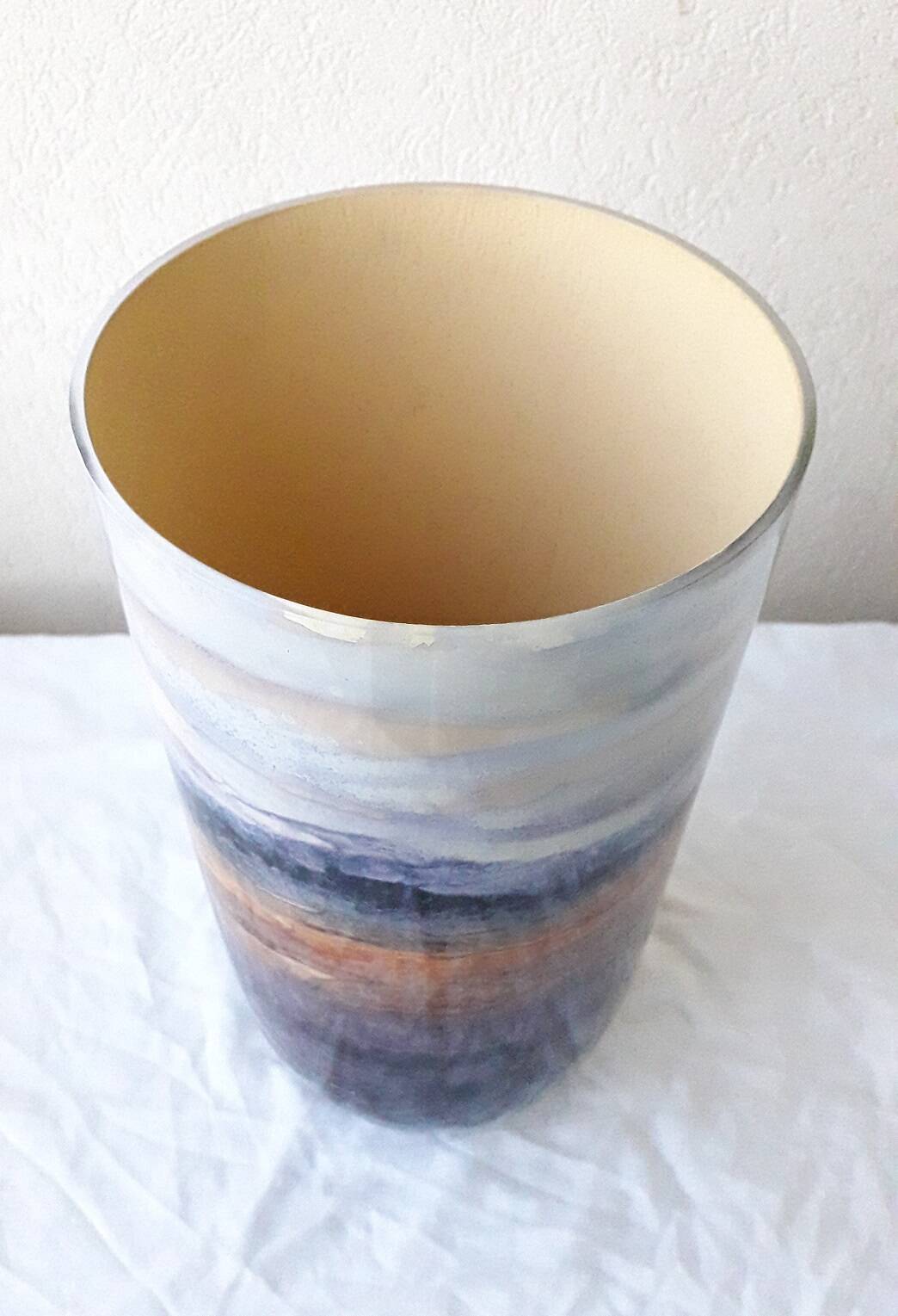 Montagnon glass vase