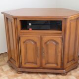 CORNER TV STAND