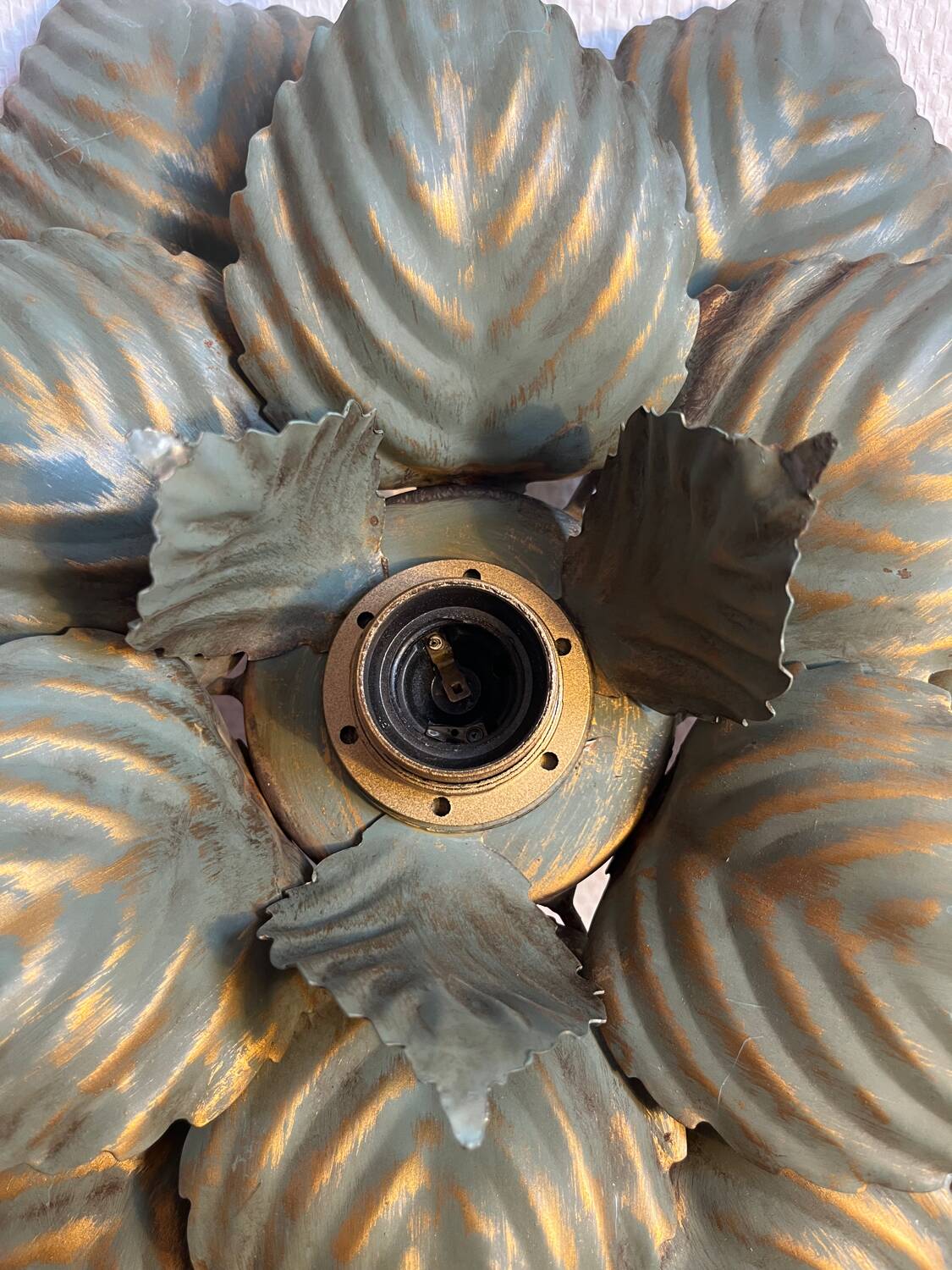 Masca metal flower wall or pendant light