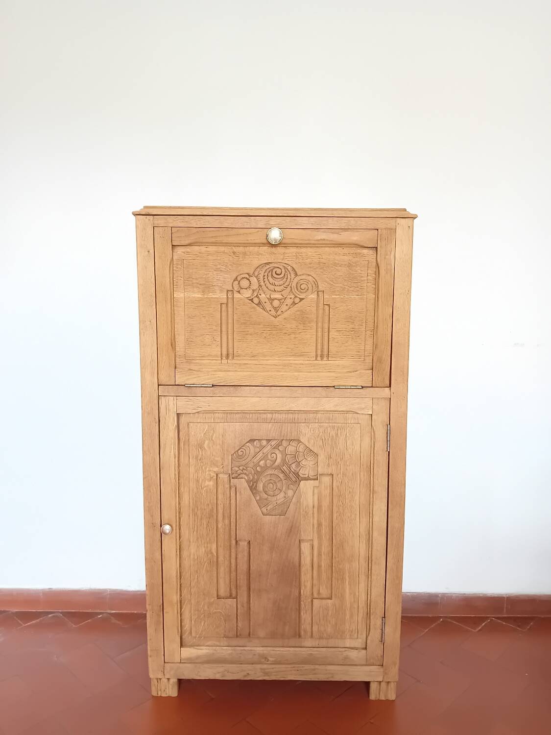 Art Deco buffet/jam cupboard