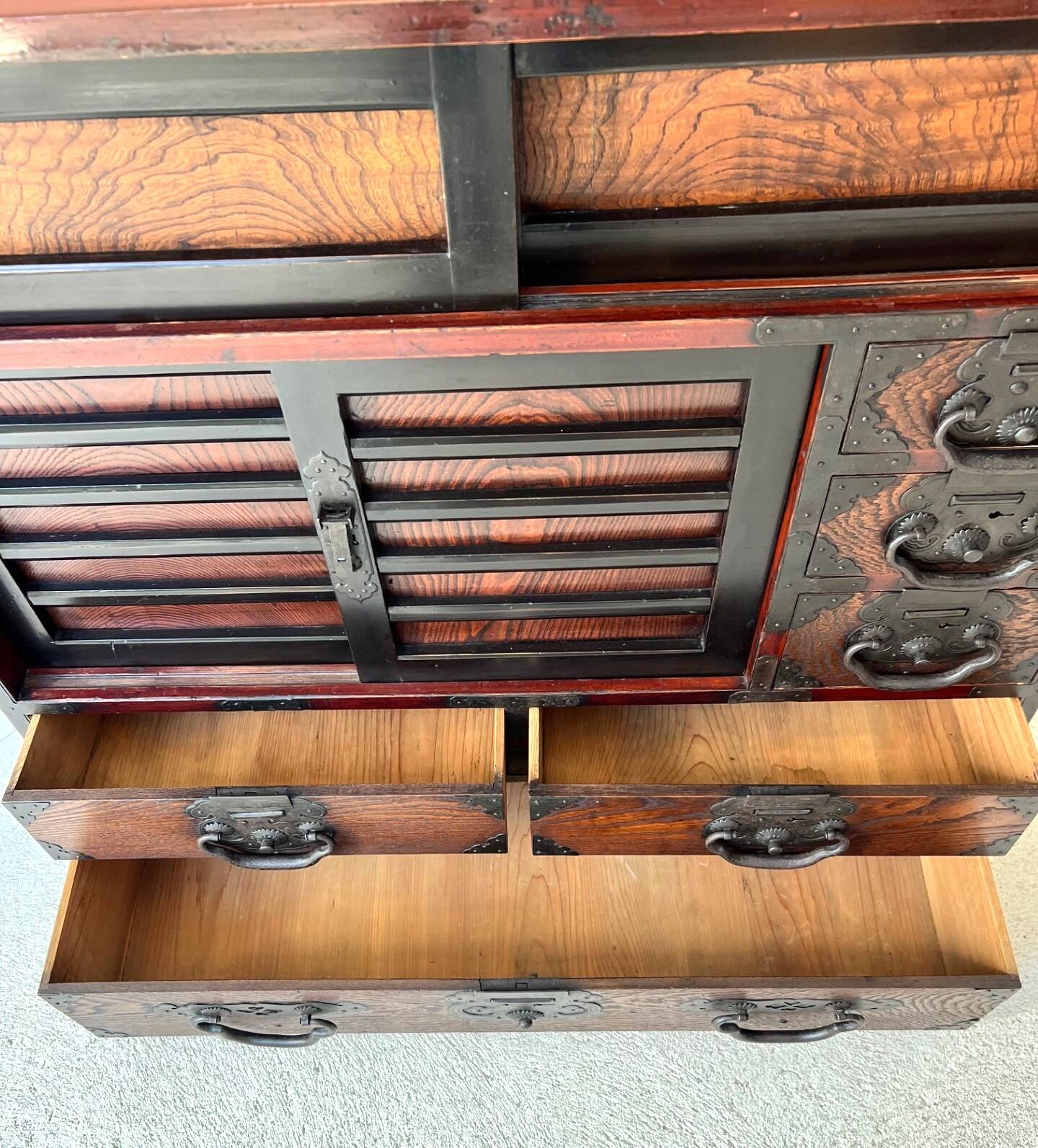 Commode japonaise Tansu