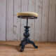 Tabouret de piano en bois noirci