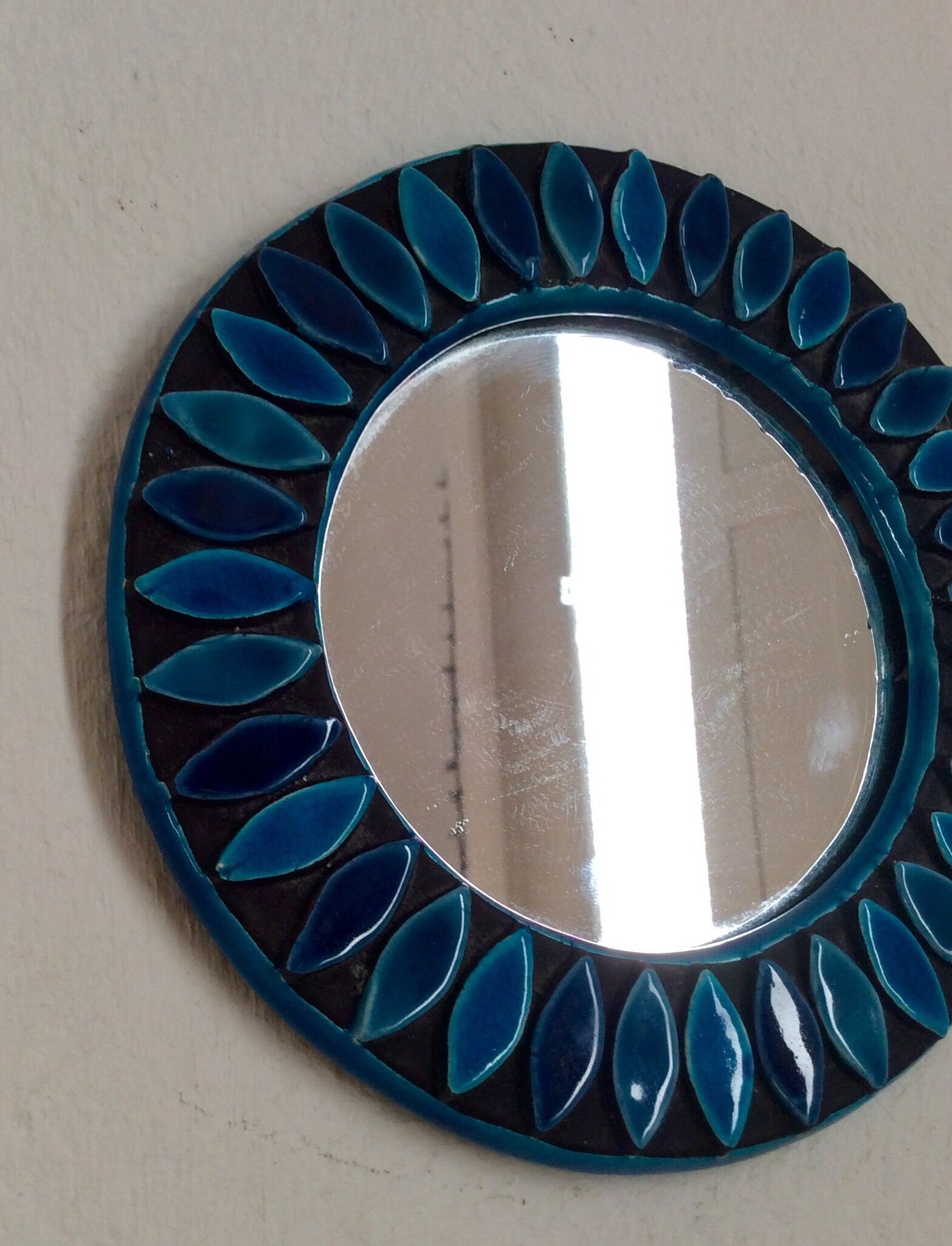 Ceramic mirror 70s diameter 15 cm
