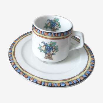 Tasse à café expresso et soucoupe apilco porcelaine dure modèle panier à fruits années 90