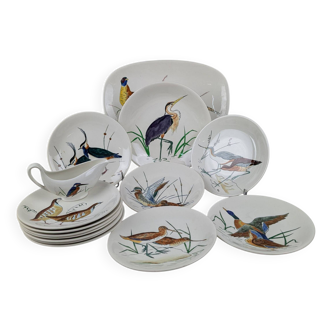 Service modèle oiseaux en faïence polychrome Gien peinte à la main