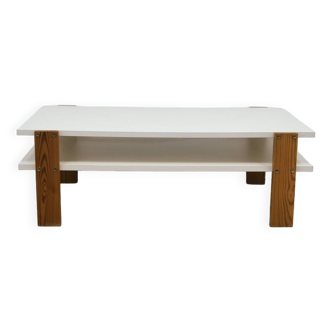 Table basse vintage en formica pieds en pin