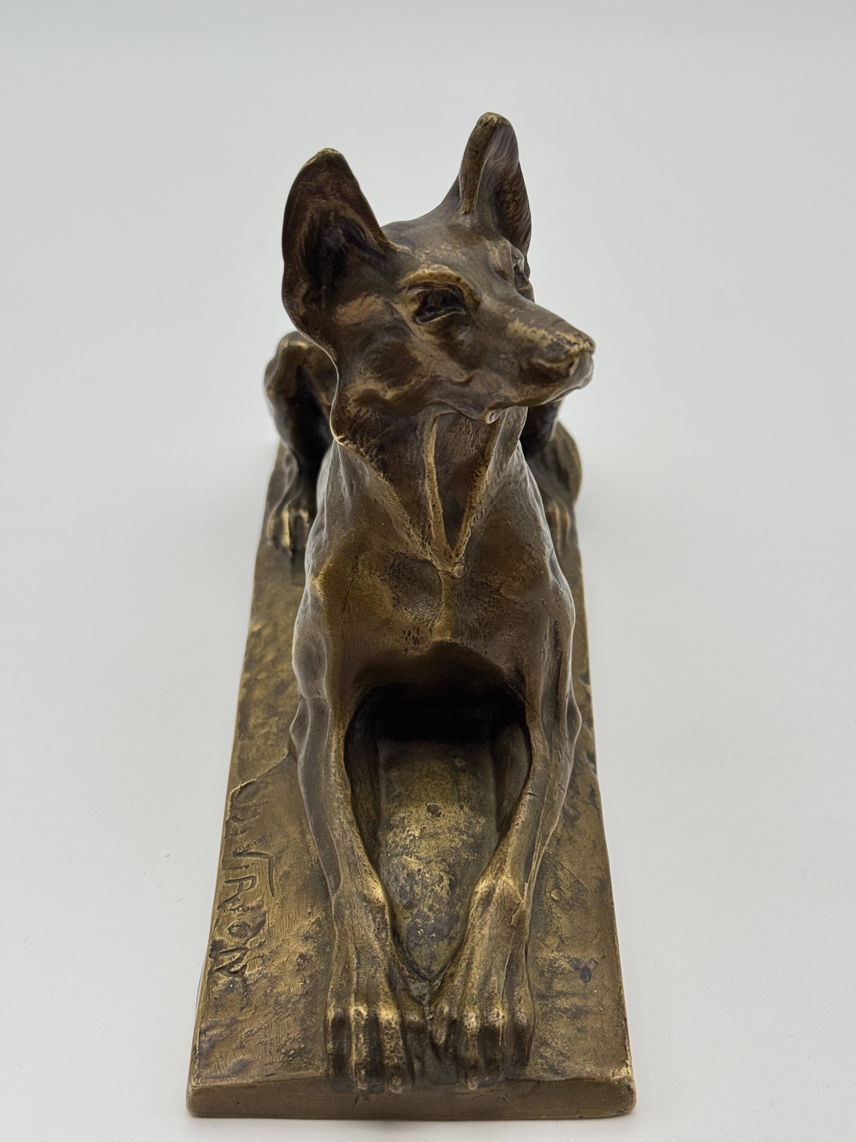 Bronze sculpture "German Shepherd" by Charles Virion (1865-1946)