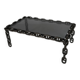 Table basse vintage brutaliste en fer noir à mailles de chaîne avec verre fumé d'origine, années 70