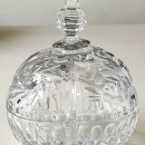 Large candy box in cut Bohemian crystal. Floral/Star motifs