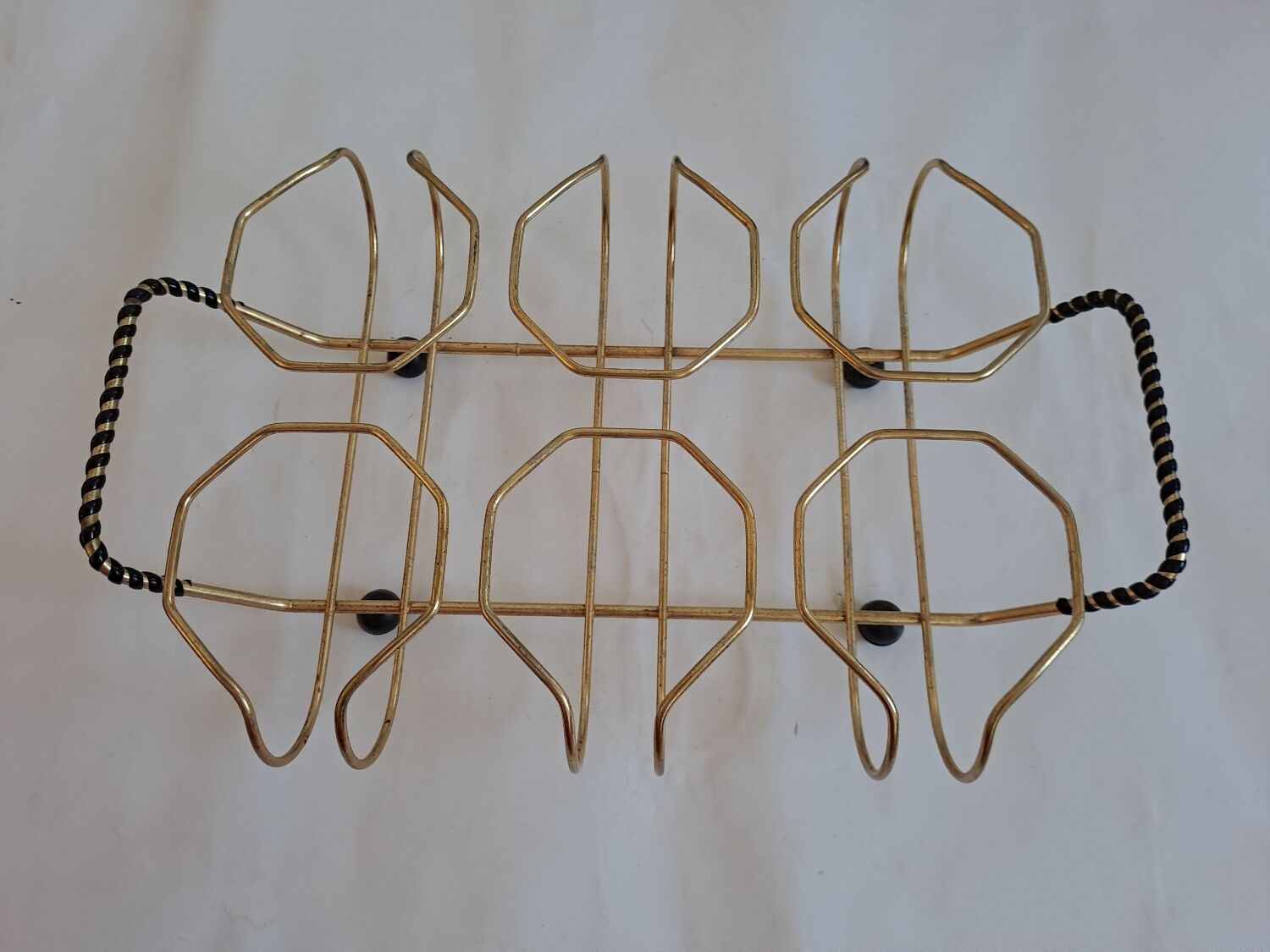 Set of 6 vintage glasses in their basket