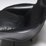 Fauteuil Cab 423 en cuir noir par Mario Bellini pour Cassina
