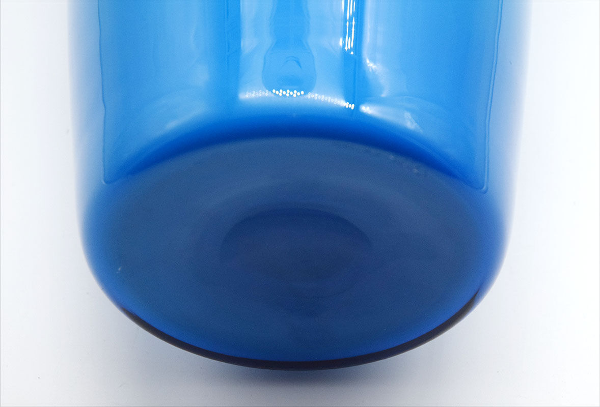 Vase Venini Opalino, années 1970
