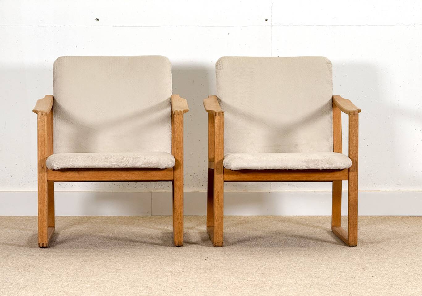 Børge Mogensen armchairs in Oak.