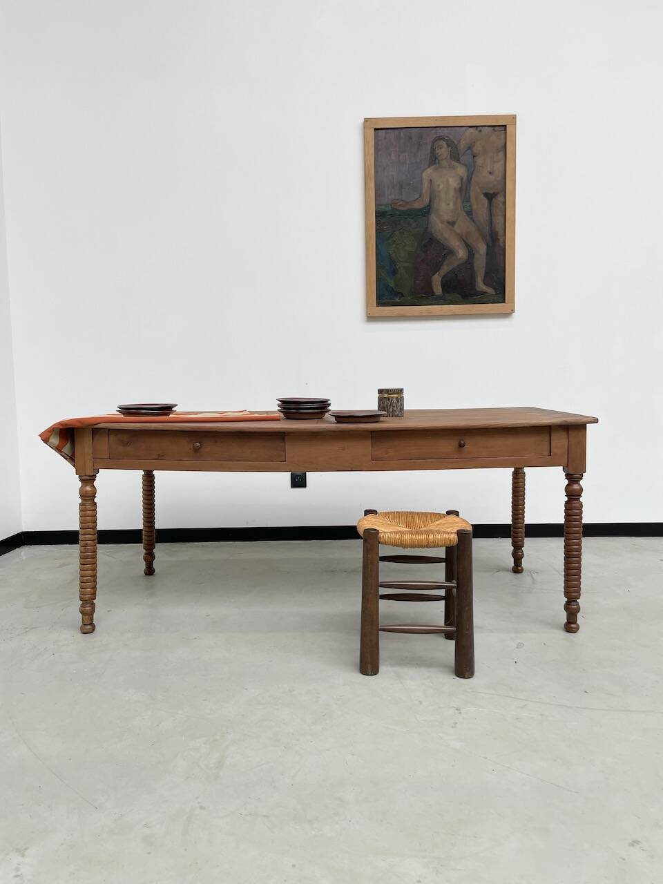 Walnut silk table 1900