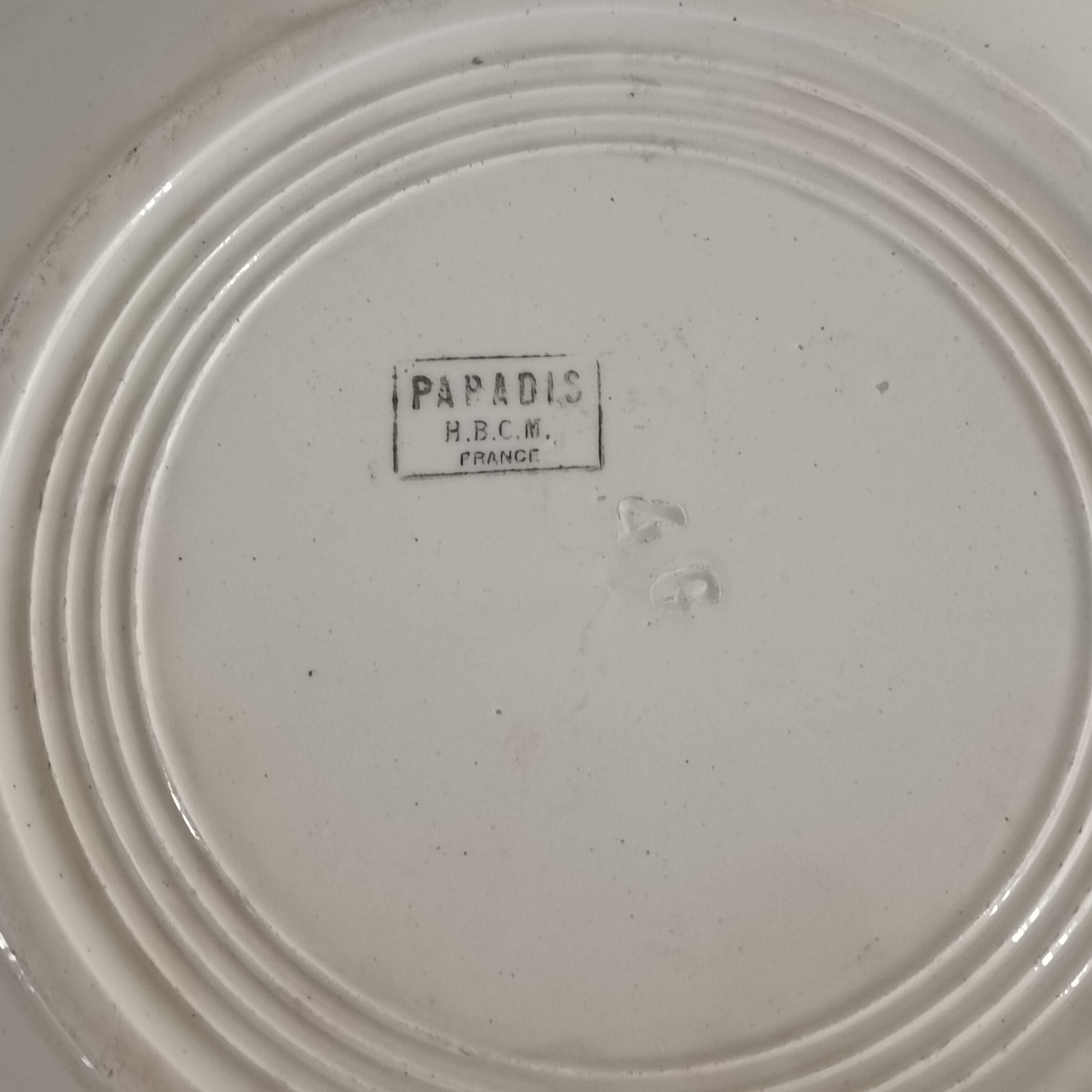 4 plates and a salad bowl Creil and Montereau