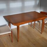 Rectangular Scandinavian extendable teak table
