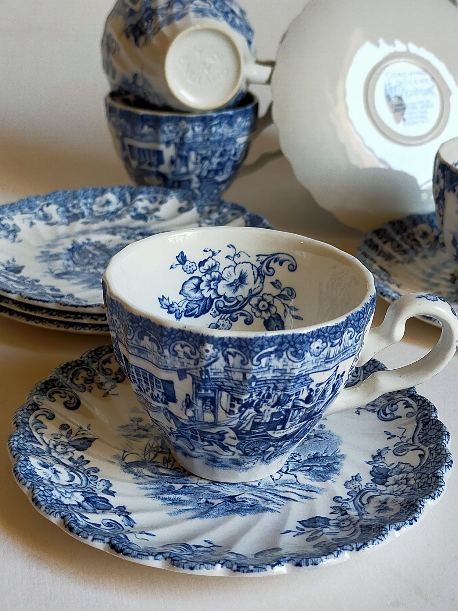 Six cups of coffee fine porcelain English JOHNSON BROS