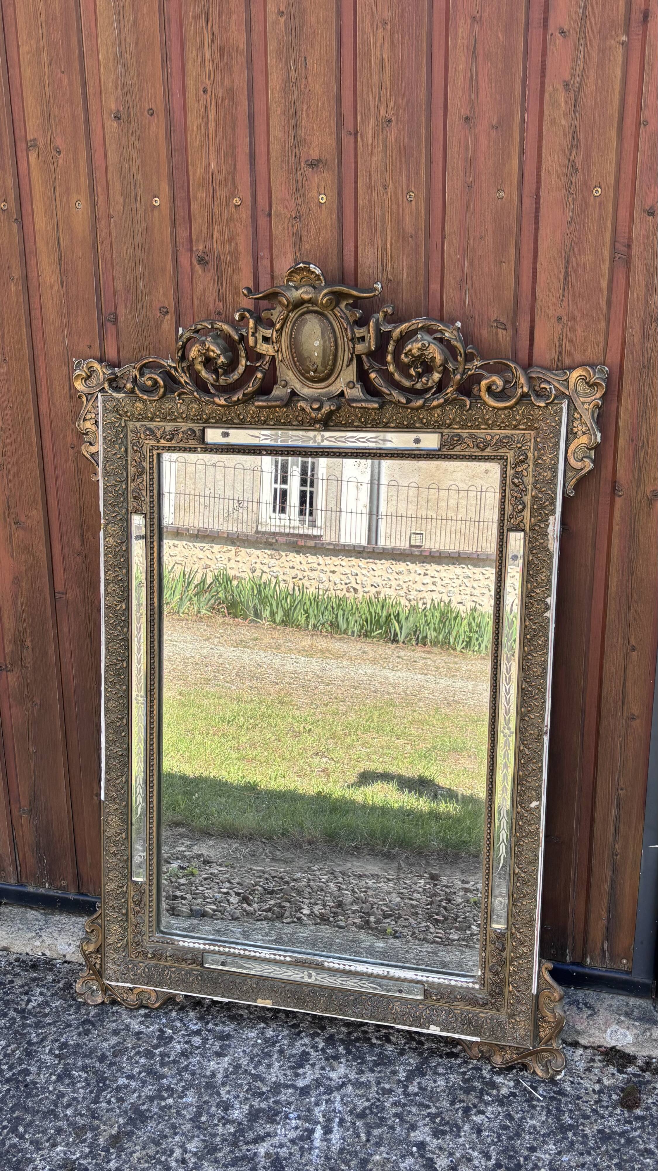 Large Napoleon III carved mirror – Patinated wood & Louis XV decor
