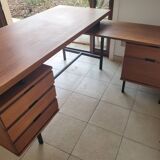 Office direction by Pierre Guariche