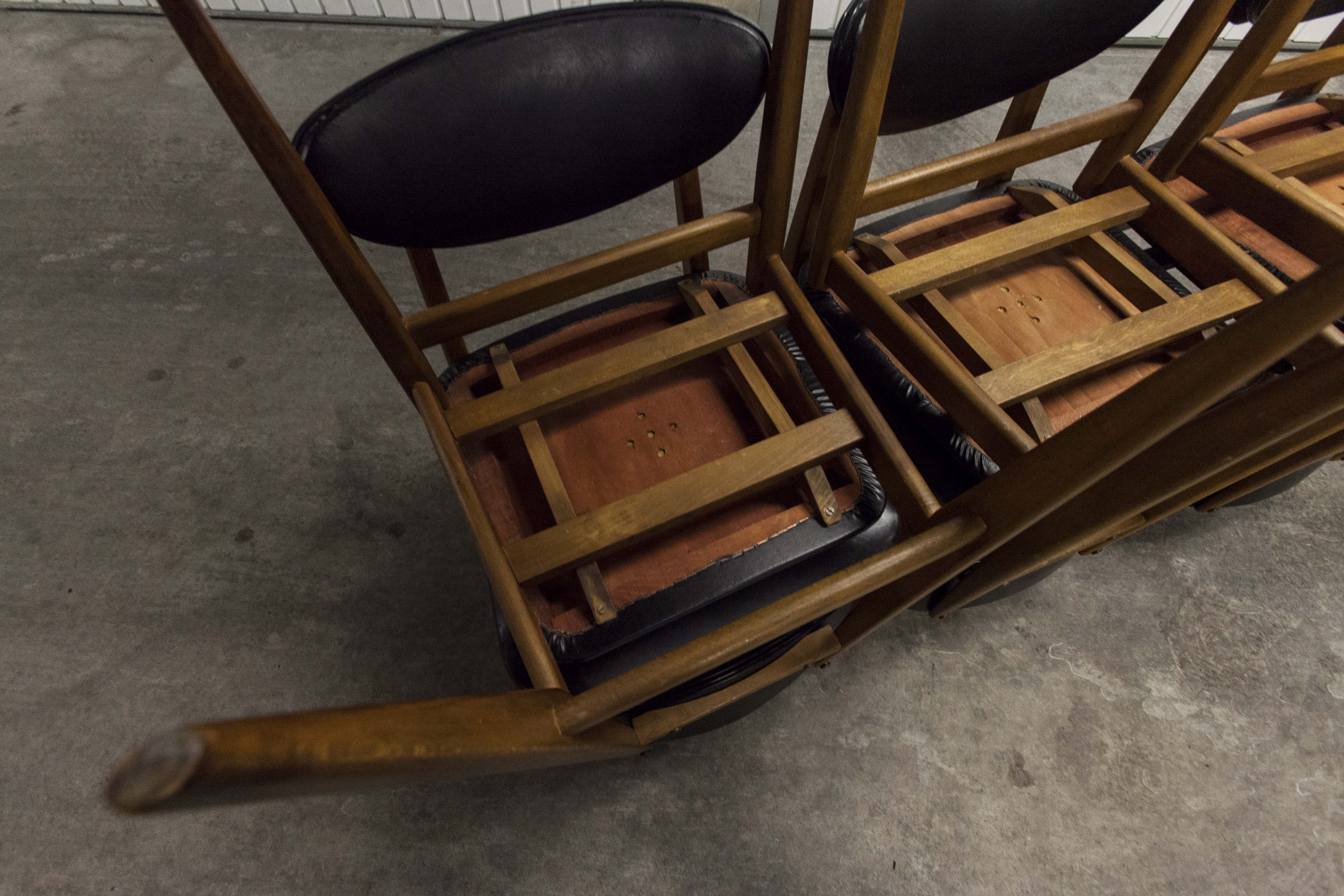 6 Teak chairs with oval back