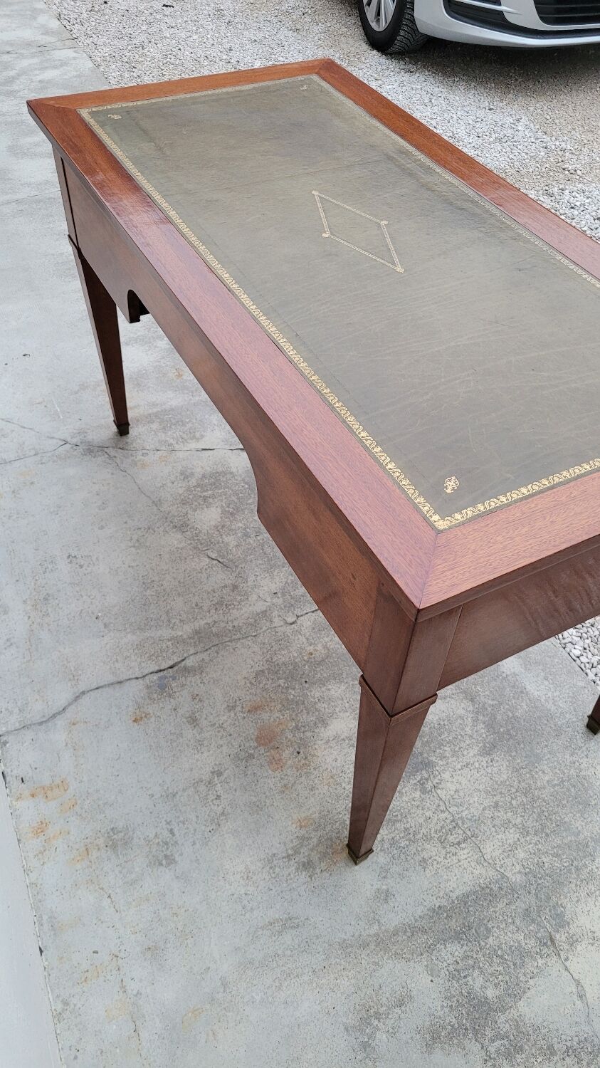 Louis XVI style flat desk in 19th century mahogany