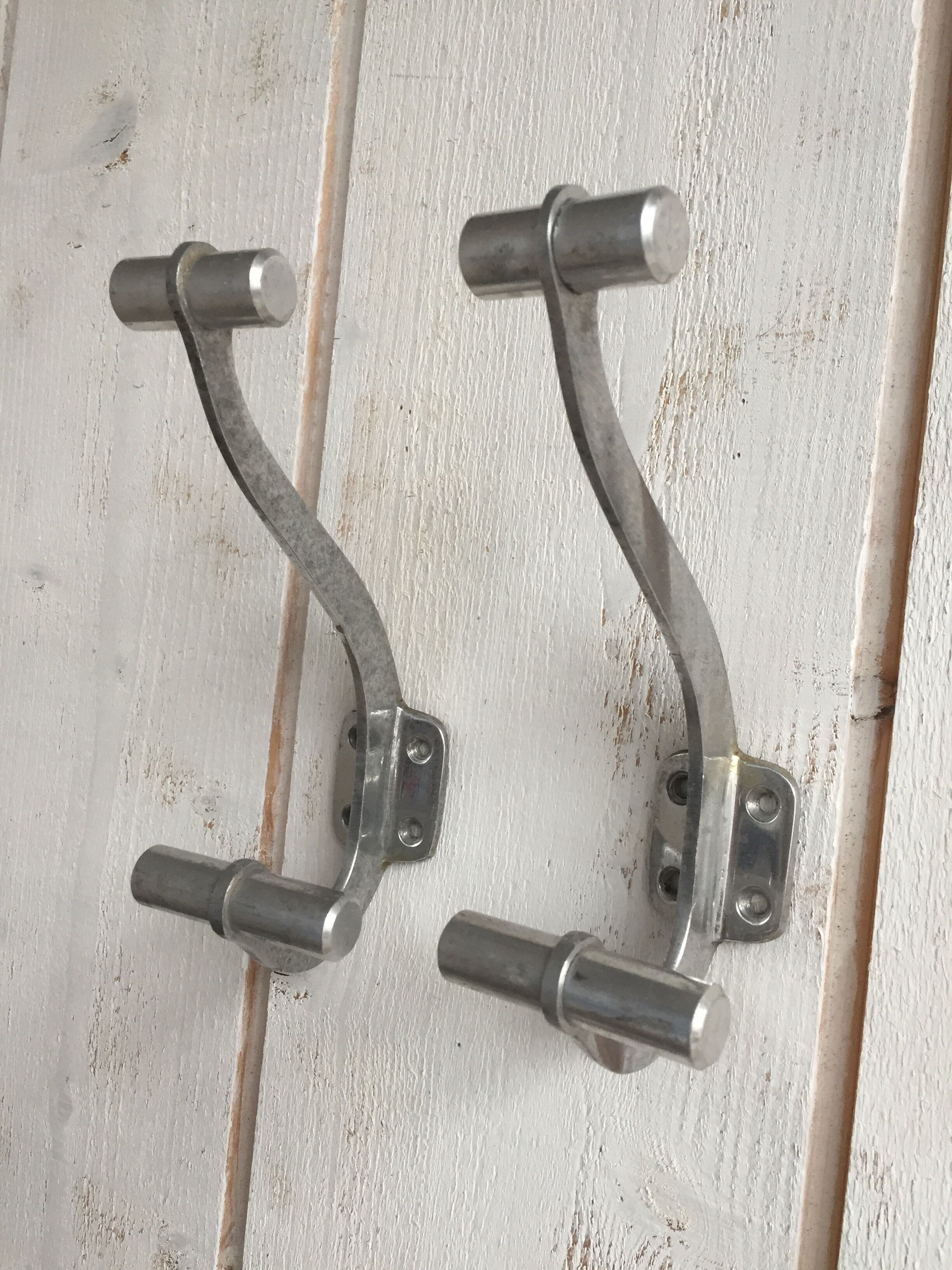 Pair of metal hooks