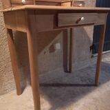 Dressing table with solid wood mirror
