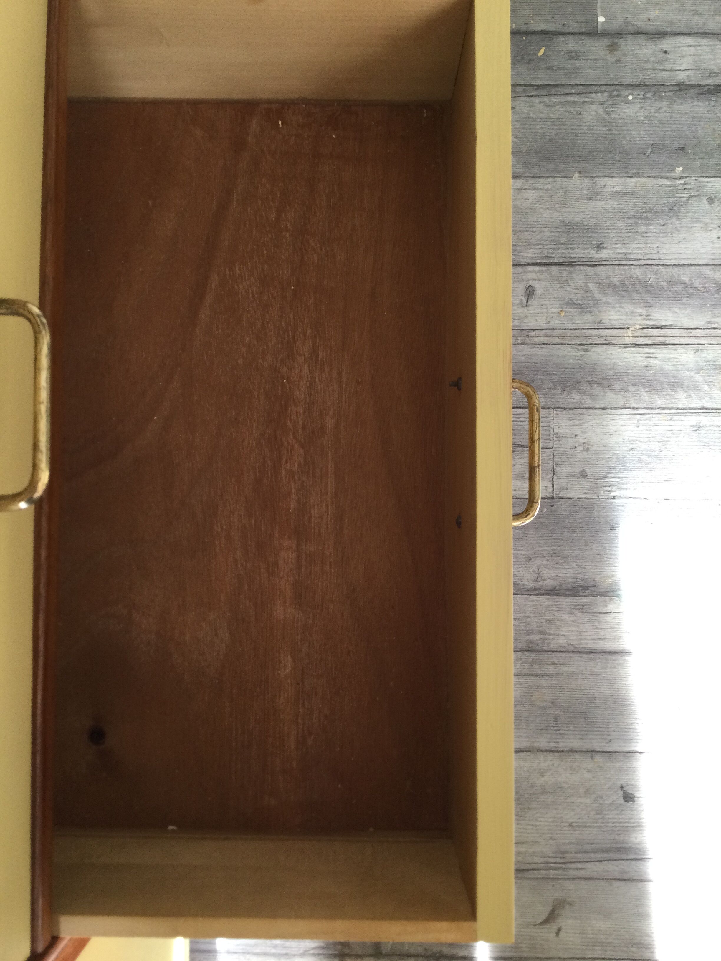 Armoire secrétaire