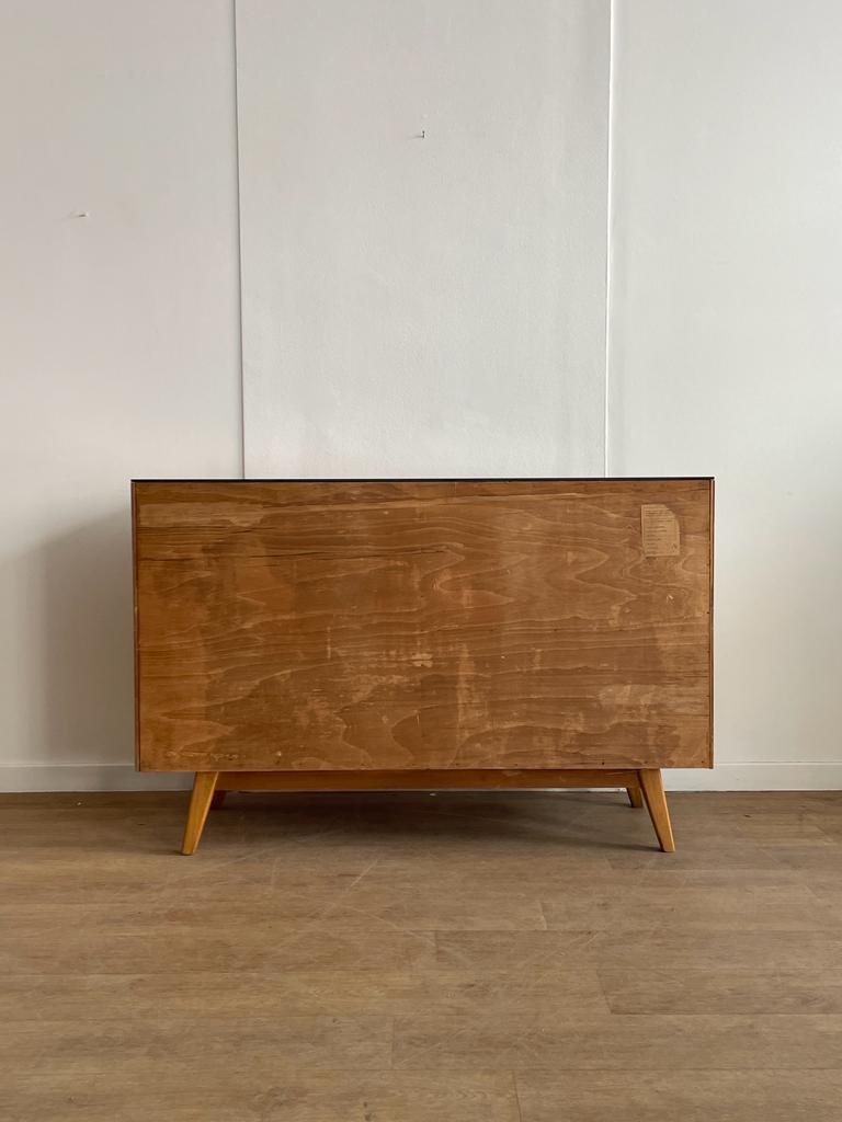 Jitona sideboard