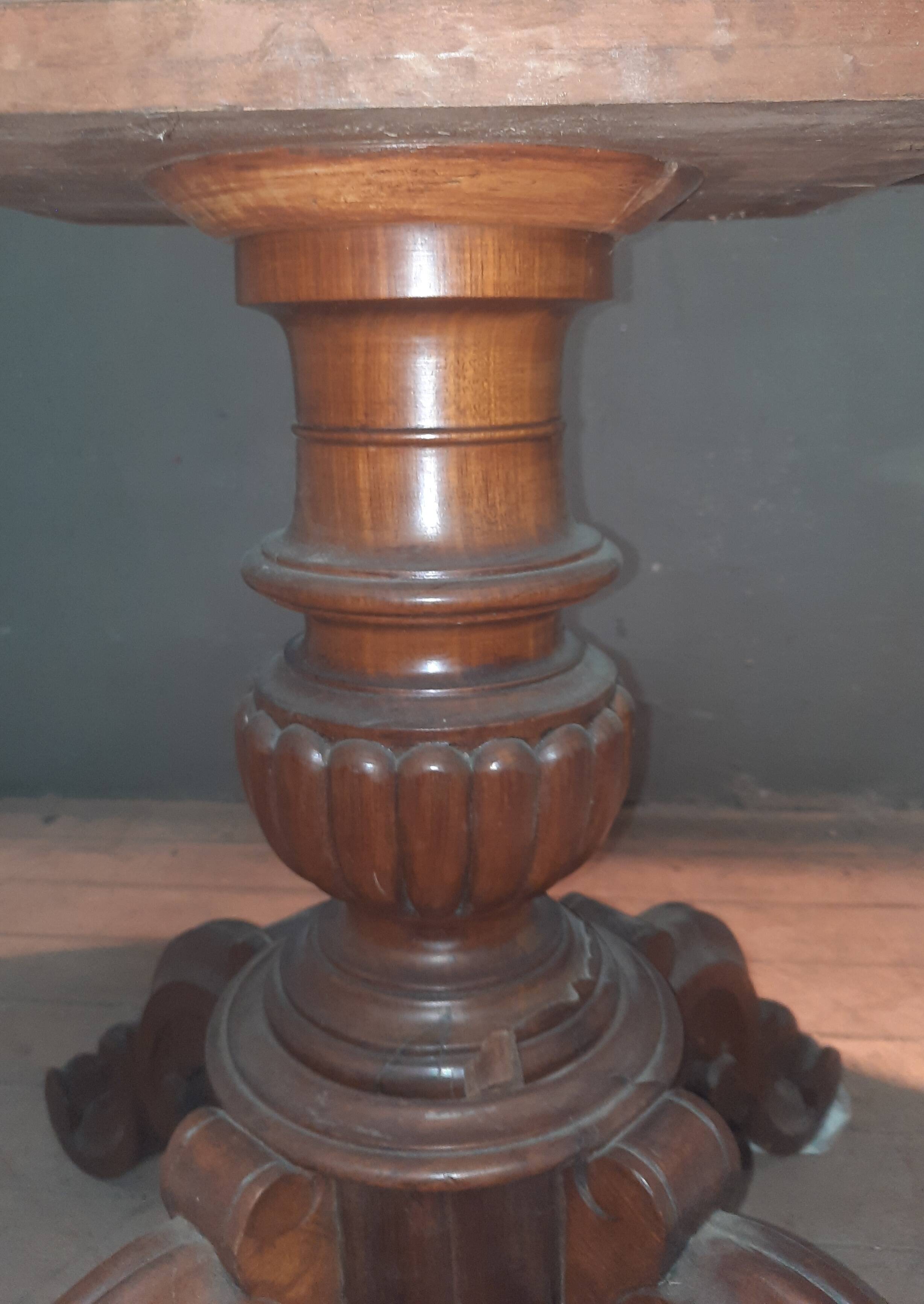 Napoleon III Violin Gueridon in Walnut