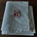 Drap ancien métis brodé monogramme rouge, 205x230 cm