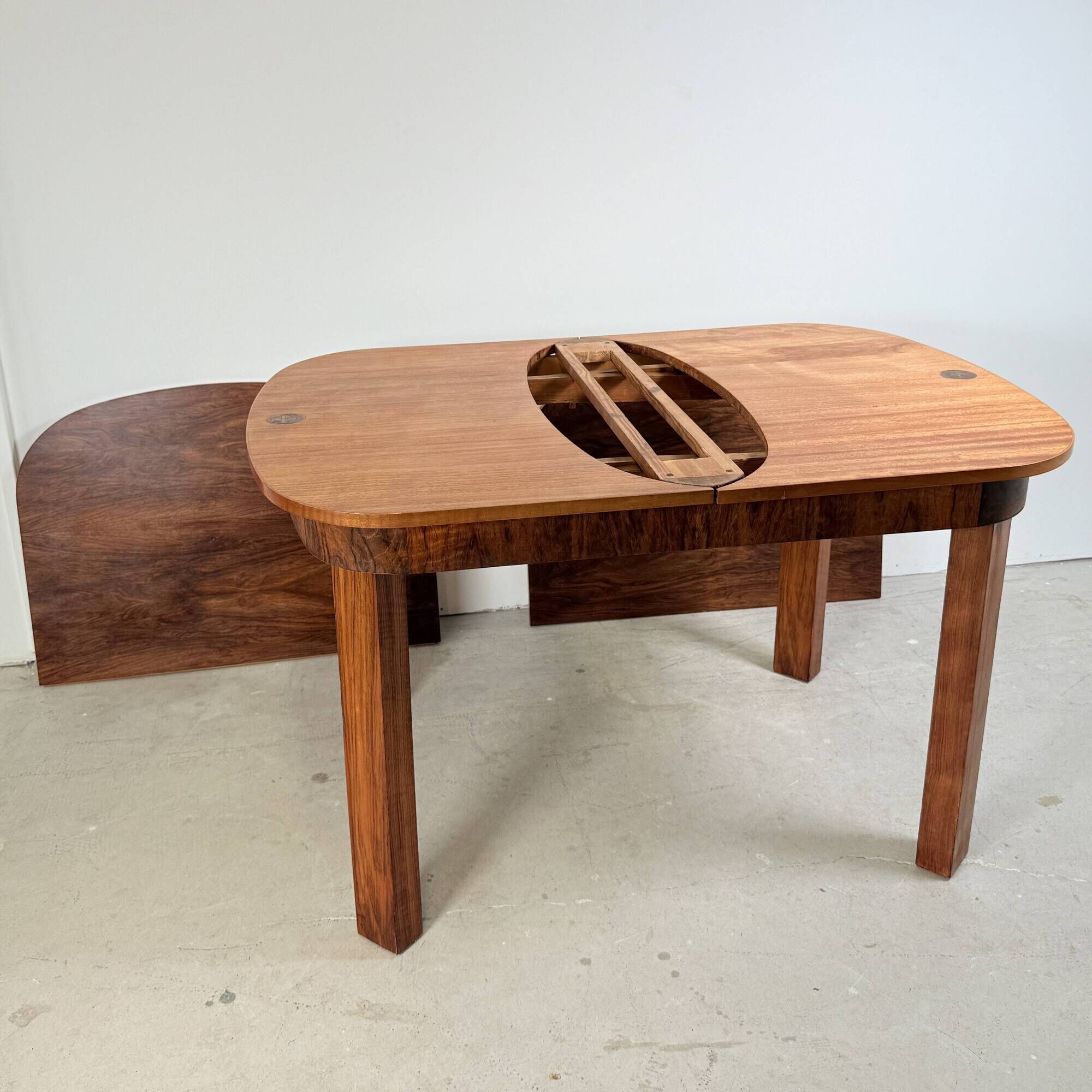 Ruscheweyh Design Dining Table – Extendable – Art Deco