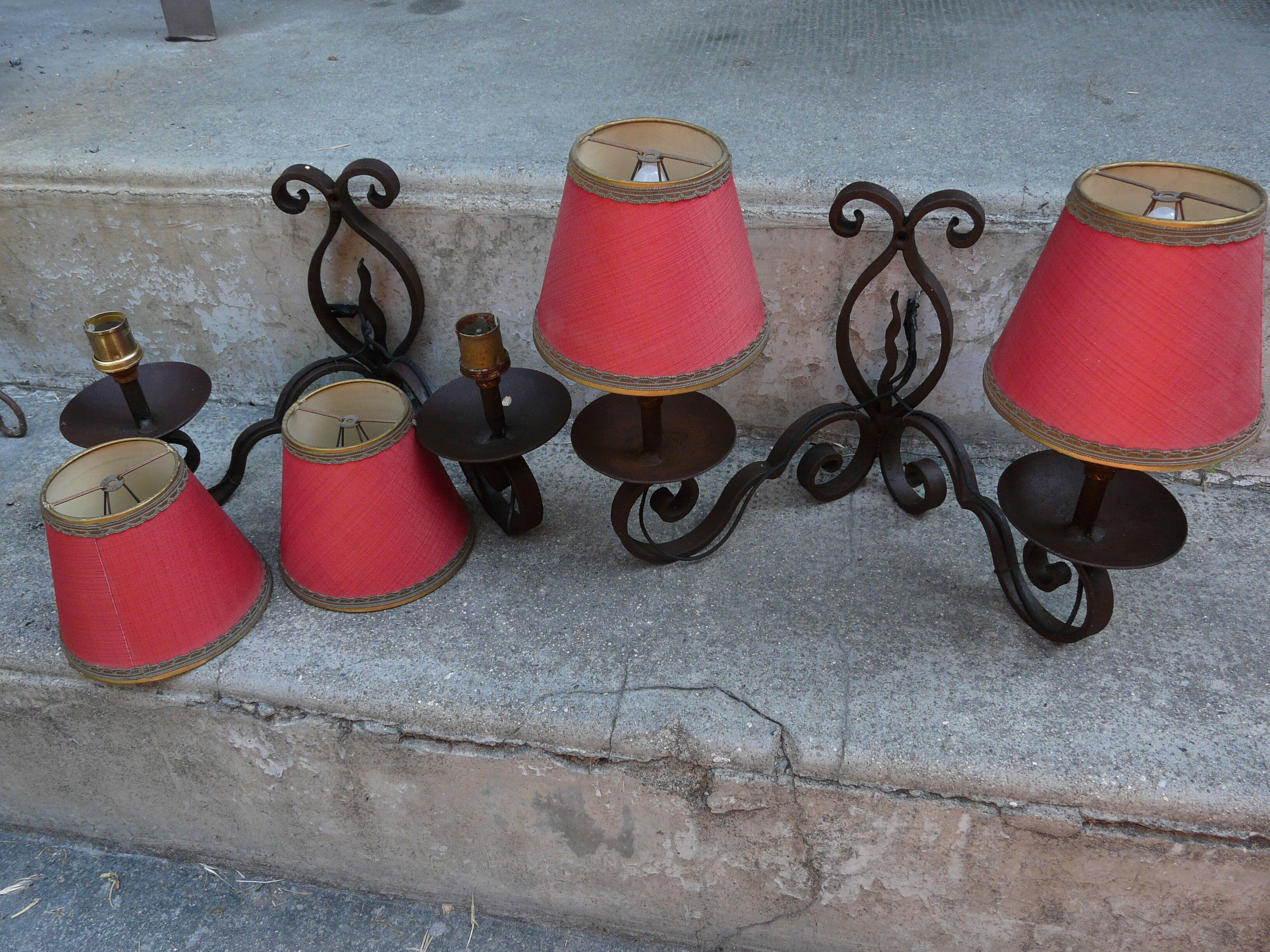 Paire d'appliques en fer forgé