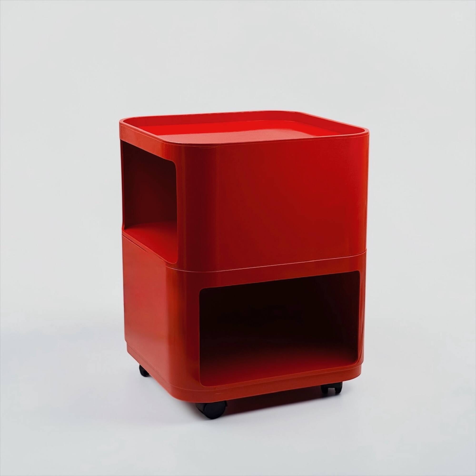 Module de rangement Kartell rouge design italien des années 70