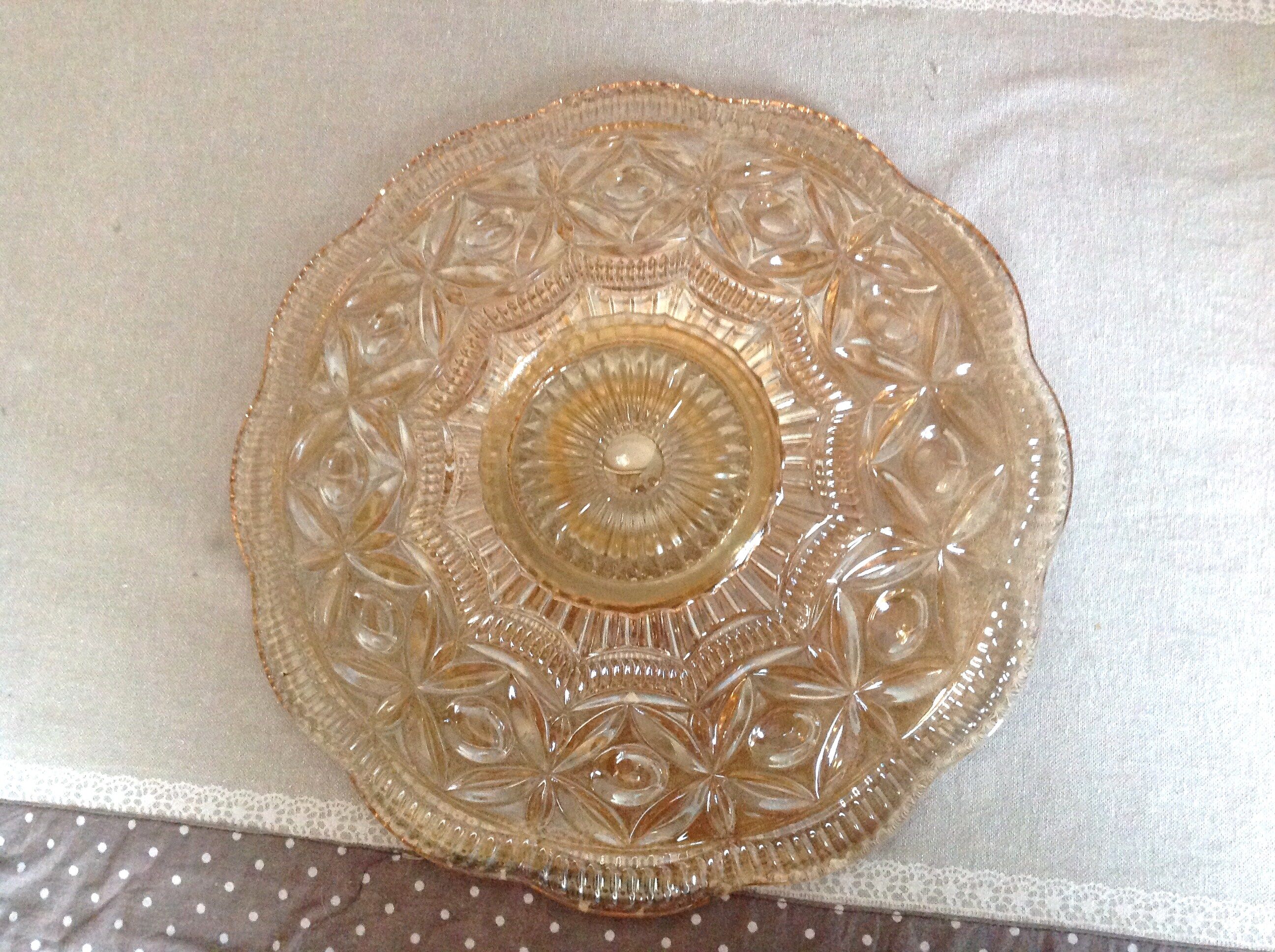 Coupe plate en verre ciselé rose ambré des années 50-60