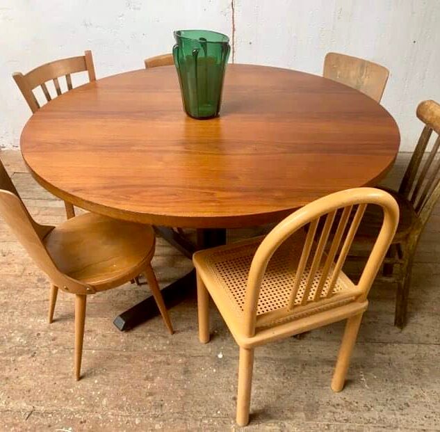 Vintage round table rosewood