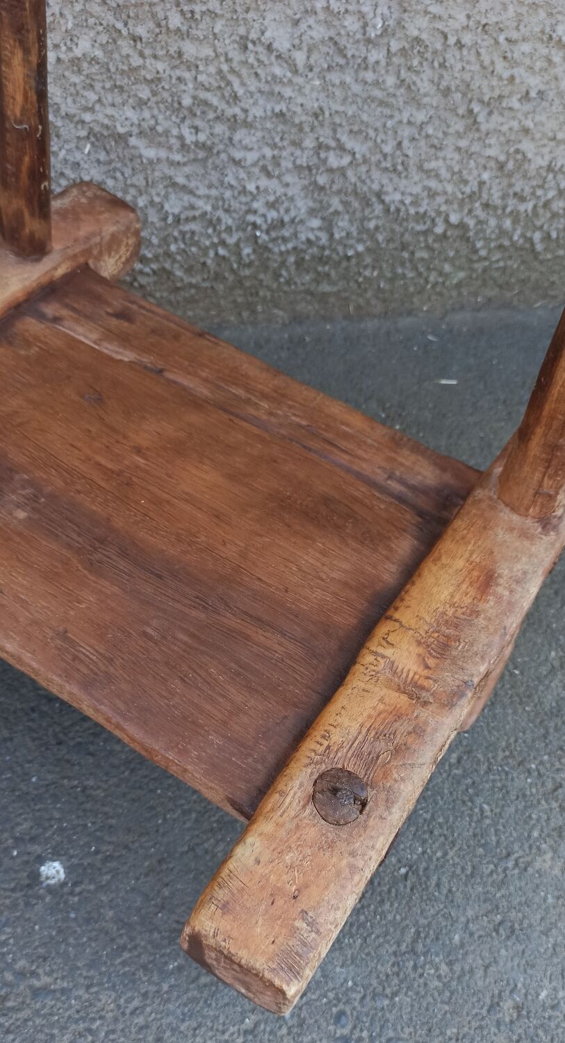 Antique wooden stool. Baoulé African art from Ivory Coast.