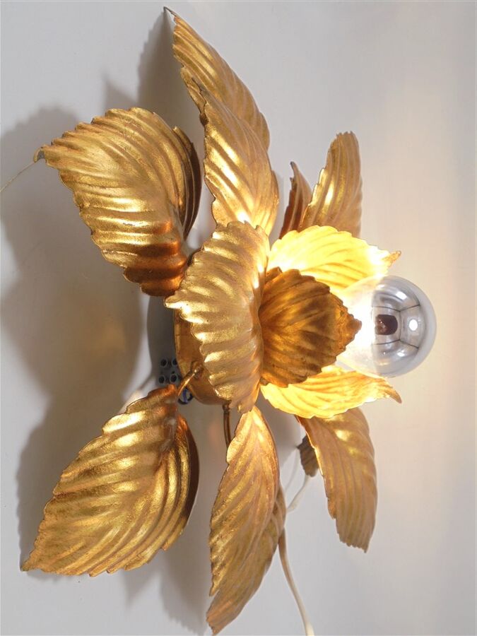 Masca flower wall lamp