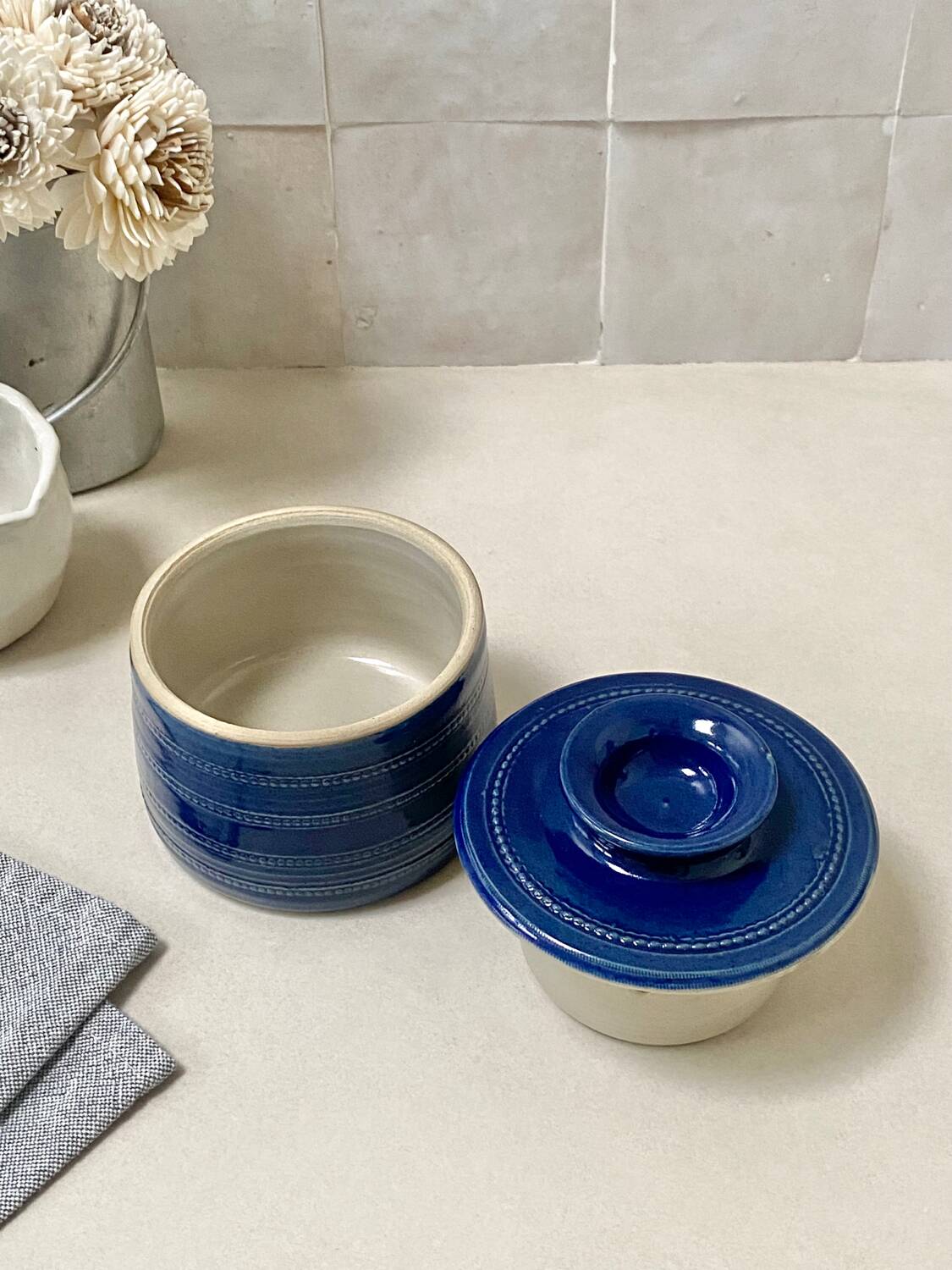 Butter dish