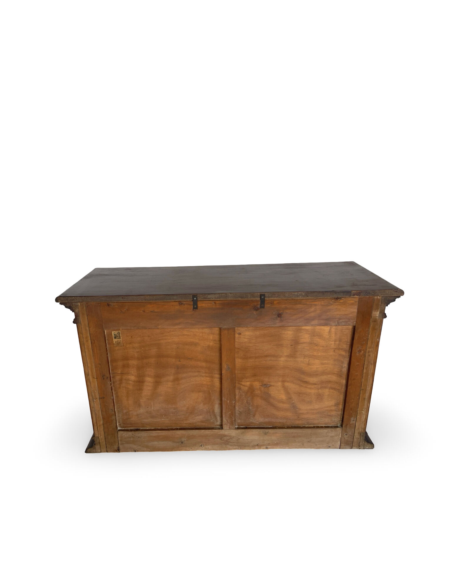 The high-quality Italian Renaissance Revival credenza, 1920s/1930s