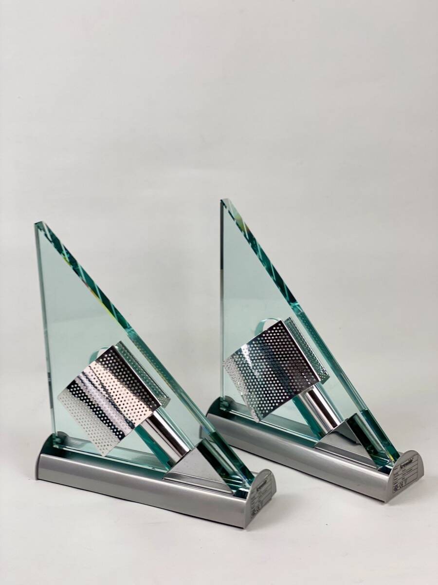 Pair of vintage Icaro wall lights by Carlo Forcolini for Artemide in glass and metal, 1986