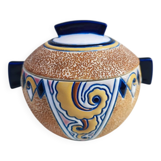 Pot amphore en porcelaine et son couvercle