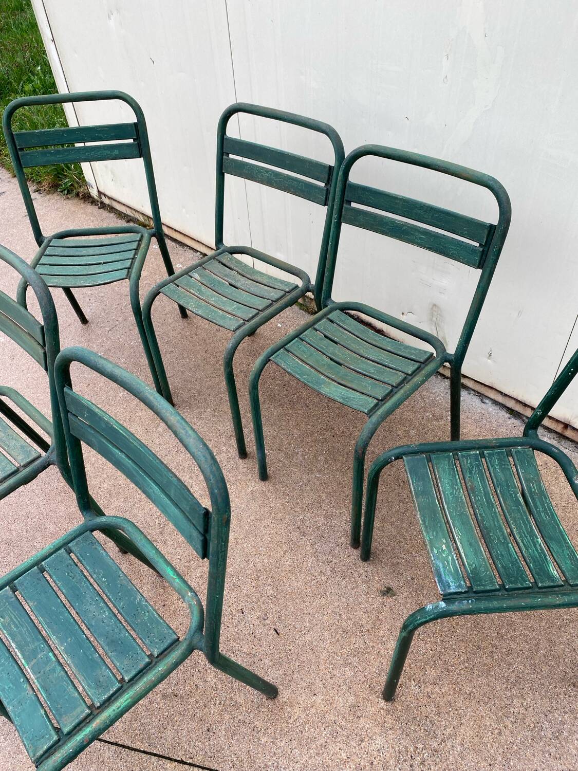 Set of 6 Tolix T1 metal chairs