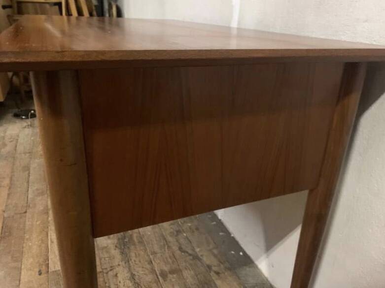 Scandinavian teak desk from the 1960s, length 110 cm