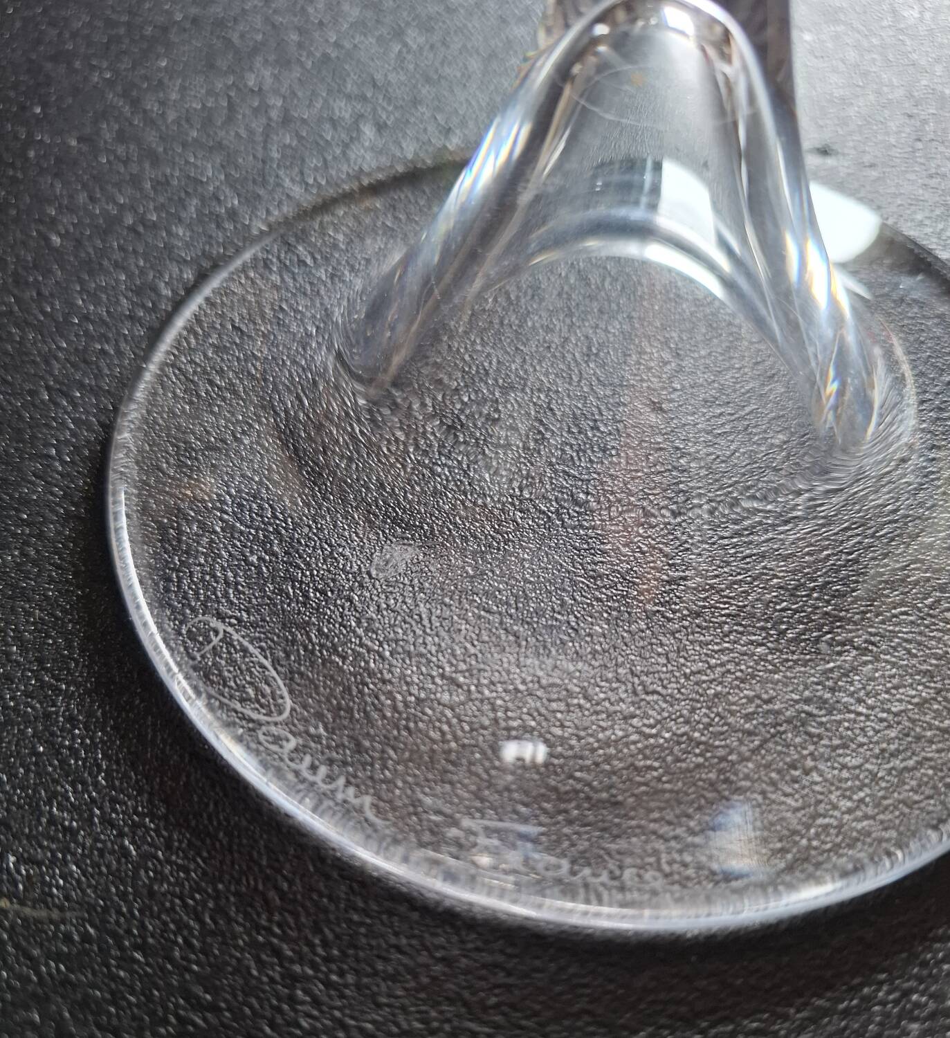 Crystal coupe signed by Daum